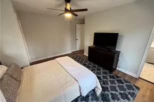 1739 Carter Cir, Atlanta, GA 30344 - Photo 8