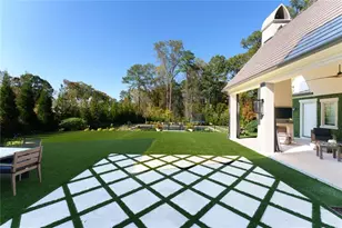 914 Buckingham Cir NW, Atlanta, GA 30327 - Photo 12