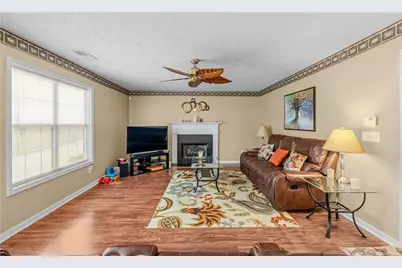 7982 Harmony Lakes Drive, Lithonia, GA 30058 - Photo 10