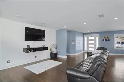 465 Rocky Creek Drive, Roswell, GA 30075 - Photo 12