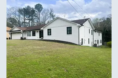 465 Rocky Creek Drive, Roswell, GA 30075 - Photo 1