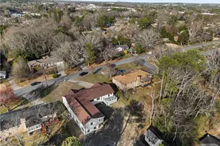 465 Rocky Creek Dr, Roswell, GA 30075 - Photo 44