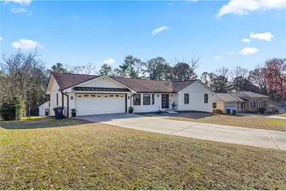 465 Rocky Creek Drive, Roswell, GA 30075 - Photo 2