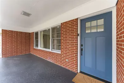 2393 Lilla Circle SW, Atlanta, GA 30310 - Photo 6