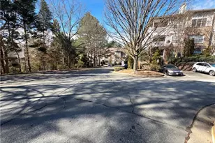 2700 Pine Tree Road NE, Atlanta, GA 30324 - Photo 22