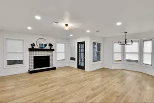 8051 Woodlake Dr, Riverdale, GA 30274 - Photo 8