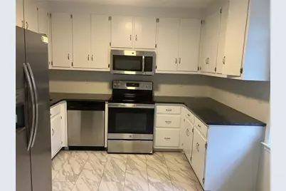 8510 Lynn Drive, Gainesville, GA 30506 - Photo 10