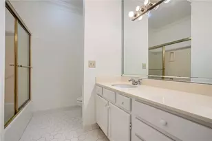 28311 Plantation Dr NE, Atlanta, GA 30324 - Photo 10