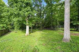2496 Redfield Dr, Norcross, GA 30071 - Photo 18