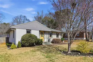 1151 Pinedale SE Dr, Smyrna, GA 30080 - Photo 2