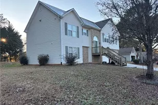2775 Emerald Springs Dr, Lawrenceville, GA 30045 - Photo 2