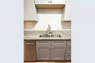 6851 Roswell Road #O34, Atlanta, GA 30328 - Photo 14