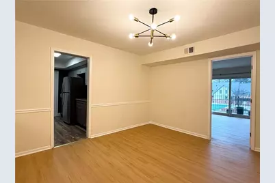 6851 Roswell Road #O34, Atlanta, GA 30328 - Photo 8