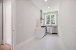 240 Traditions Dr, Alpharetta, GA 30004 - Photo 18