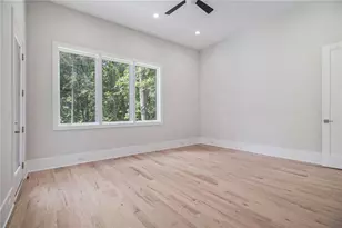 240 Traditions Dr, Alpharetta, GA 30004 - Photo 36