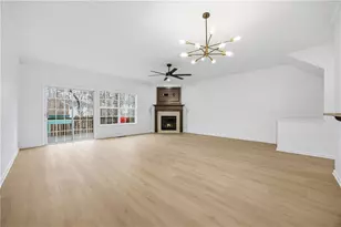 620 Coligny Ct, Atlanta, GA 30350 - Photo 10