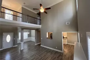 732 E Jefferson St, Hoschton, GA 30548 - Photo 2