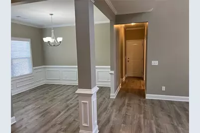 732 E Jefferson St, Hoschton, GA 30548 - Photo 4