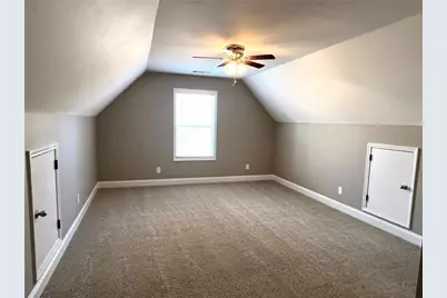 732 E Jefferson St, Hoschton, GA 30548 - Photo 18