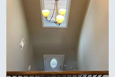 732 E Jefferson St, Hoschton, GA 30548 - Photo 16