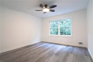 69 N Hearn Rd, Ellenwood, GA 30294 - Photo 6