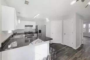 5539 Pineridge Ct, Forest Park, GA 30297 - Photo 8