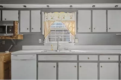 215 Parkway Drive, Adairsville, GA 30103 - Photo 8