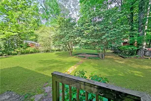 8438 Stonewall Jackson Dr, Jonesboro, GA 30238 - Photo 26