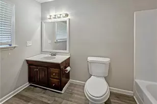 8438 Stonewall Jackson Dr, Jonesboro, GA 30238 - Photo 18