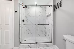 156 Round Pond Dr, Lilburn, GA 30047 - Photo 42