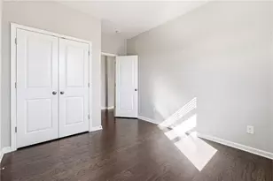 156 Round Pond Dr, Lilburn, GA 30047 - Photo 36