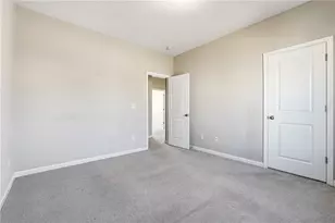 156 Round Pond Dr, Lilburn, GA 30047 - Photo 28