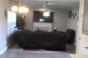 5679 Jubilant Dr, Rex, GA 30273 - Photo 4