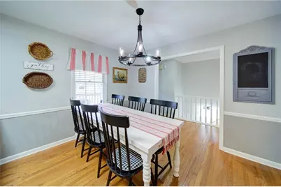 712 Trickum Valley Drive, Woodstock, GA 30188 - Photo 10