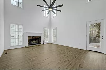 9035 Sandorn Drive, Roswell, GA 30075 - Photo 6