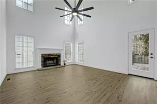 9035 Sandorn Dr, Roswell, GA 30075 - Photo 6