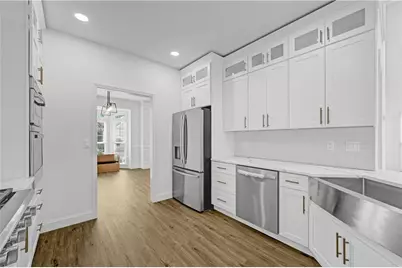 9035 Sandorn Drive, Roswell, GA 30075 - Photo 10