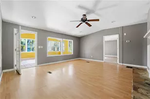 4170 Hurt Bridge Ct, Cumming, GA 30028 - Photo 10