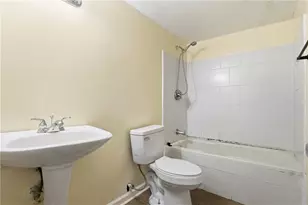 4170 Hurt Bridge Ct, Cumming, GA 30028 - Photo 12