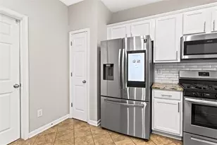 4913 Berkeley Oak Cir, Peachtree Corners, GA 30092 - Photo 12