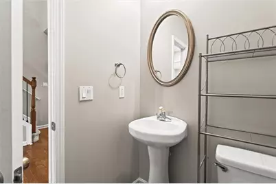 4913 Berkeley Oak Circle, Peachtree Corners, GA 30092 - Photo 8