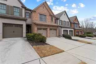 4913 Berkeley Oak Cir, Peachtree Corners, GA 30092 - Photo 2