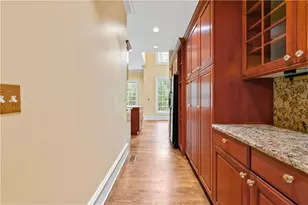 430 W Wesley Rd NW, Atlanta, GA 30305 - Photo 22