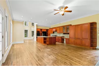 430 W Wesley Road NW, Atlanta, GA 30305 - Photo 14