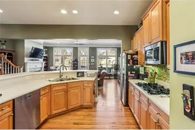 1454 Wembley Court NE, Atlanta, GA 30329 - Photo 10