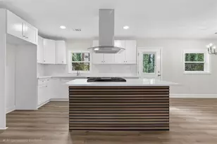 2387 Timber Ridge Ct, Decatur, GA 30032 - Photo 8