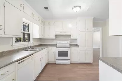 566 Sugar Valley Lane SE, Conyers, GA 30094 - Photo 6