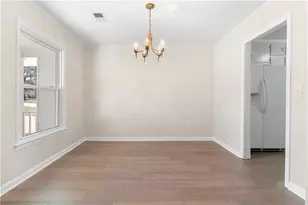 566 Sugar Valley Ln SE, Conyers, GA 30094 - Photo 4