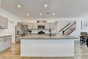 611 Sugar Pr Bnd, Lawrenceville, GA 30045 - Photo 16