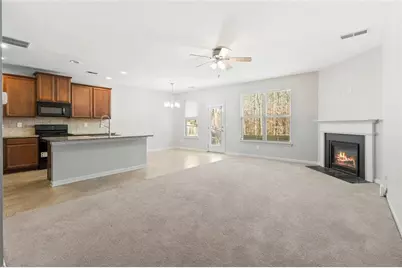 2429 Capella Circle SW, Atlanta, GA 30331 - Photo 4